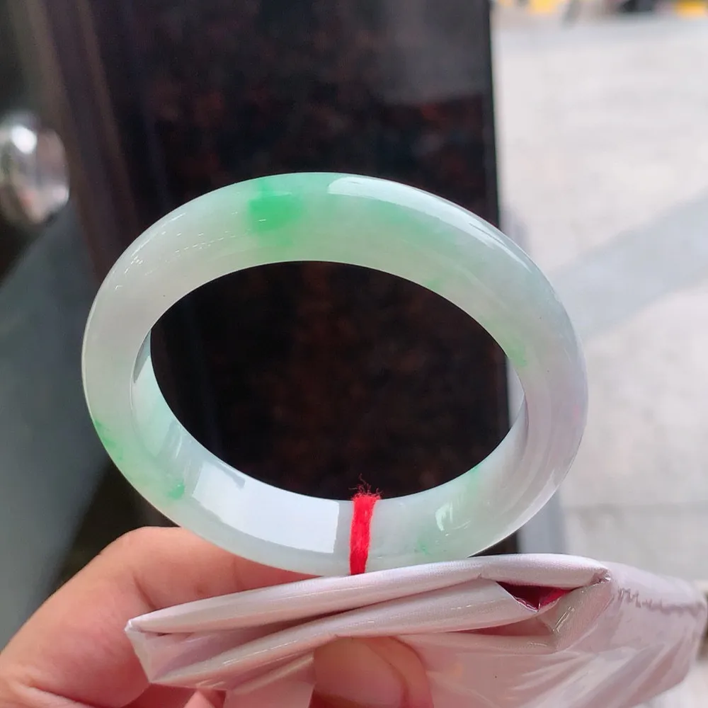 正圈冰春彩 无瑕 尺寸:54.1/12/7.9种色兼备