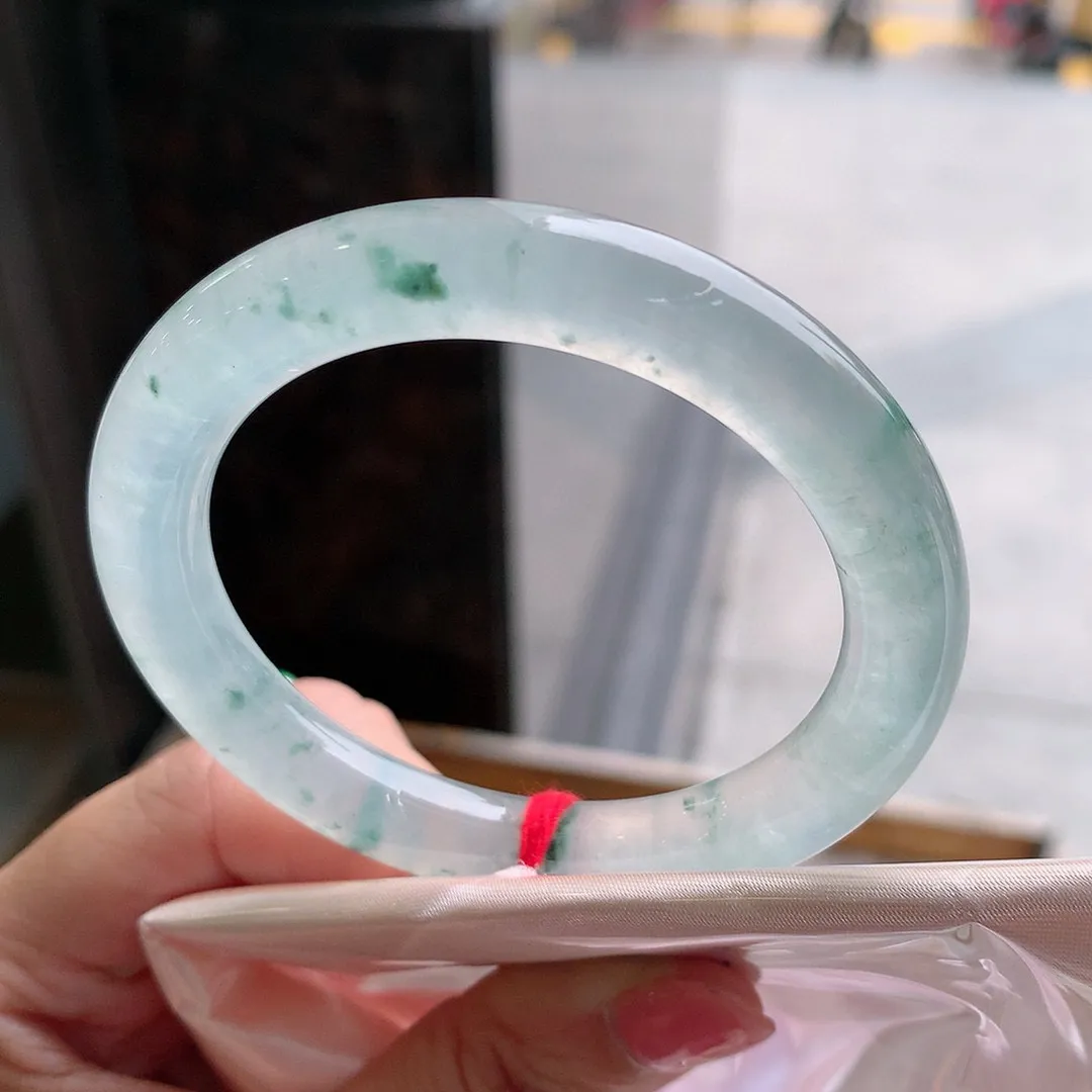 圆条冰玻飘花 无瑕 尺寸:52.8/9.1 种水好️️