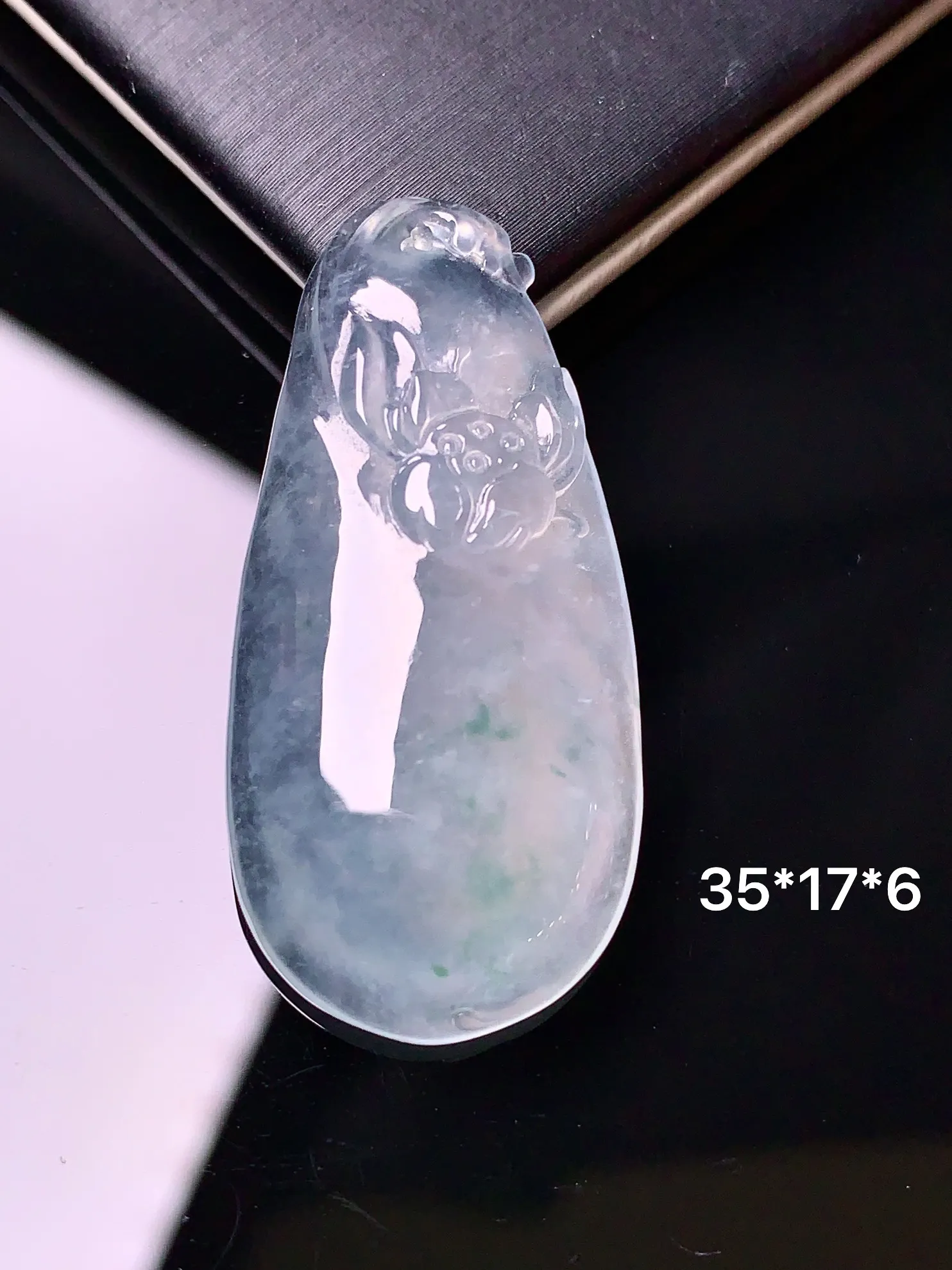 冰种福瓜吊坠 玉质细腻 色泽艳丽 整体尺寸35*17*6