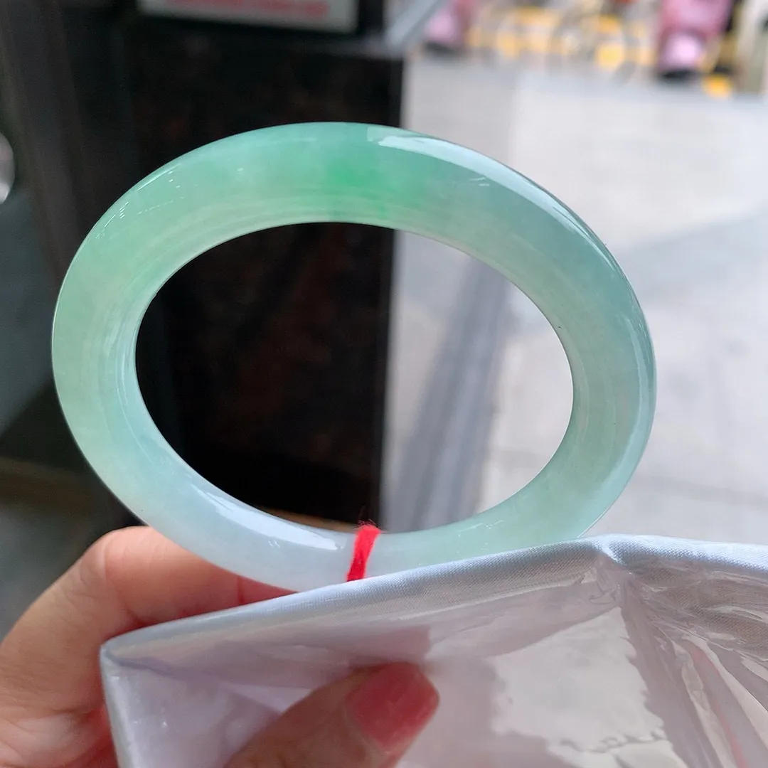 圆条高冰绿 无瑕 尺寸:54.1/9.1 种水好