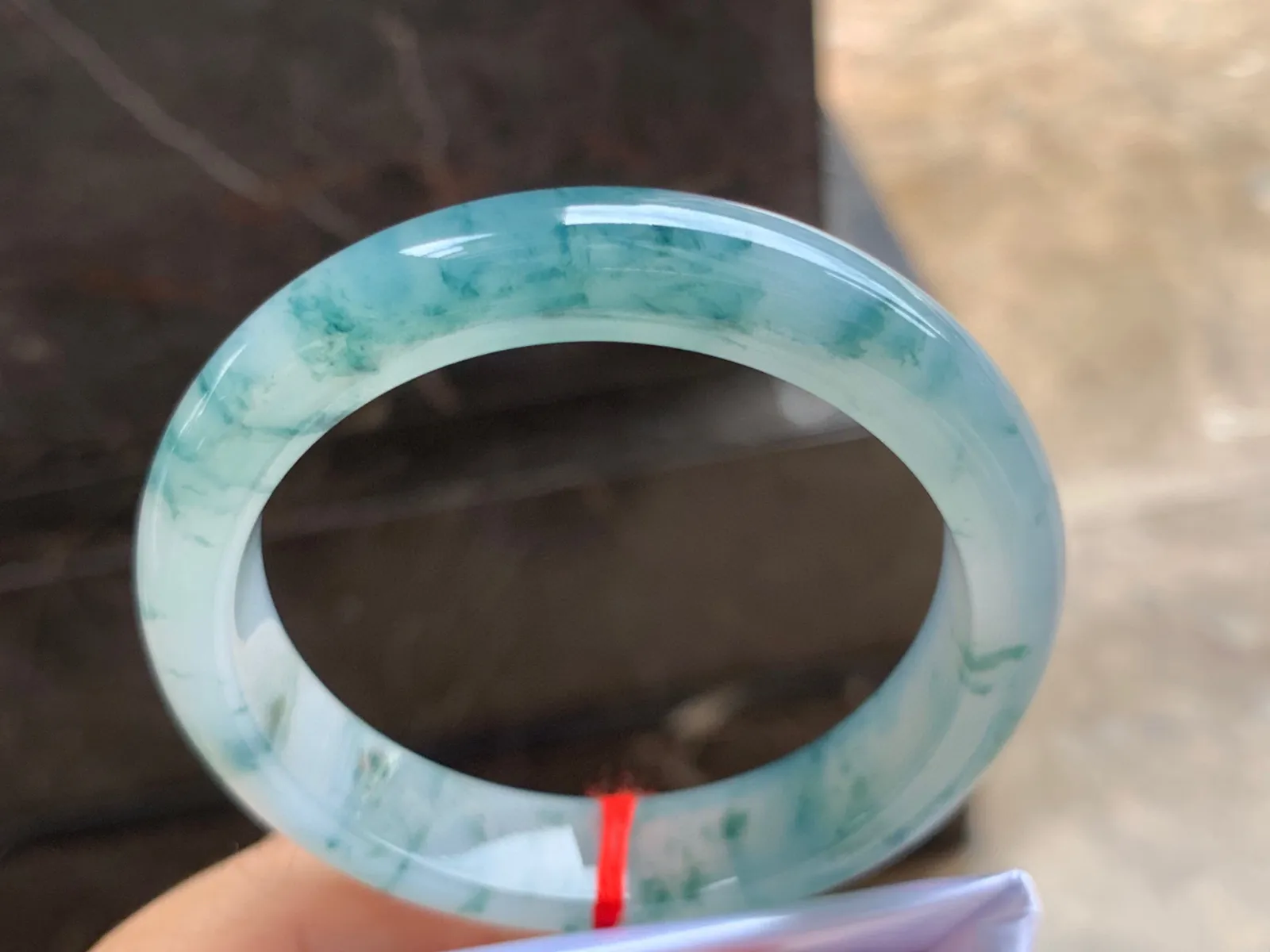 58-12-8.5mm
冰种飘花手镯 水润冰透 花的灵动飘逸