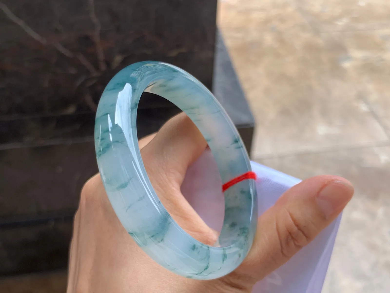 58-12-8.5mm
冰种飘花手镯 水润冰透 花的灵动飘逸