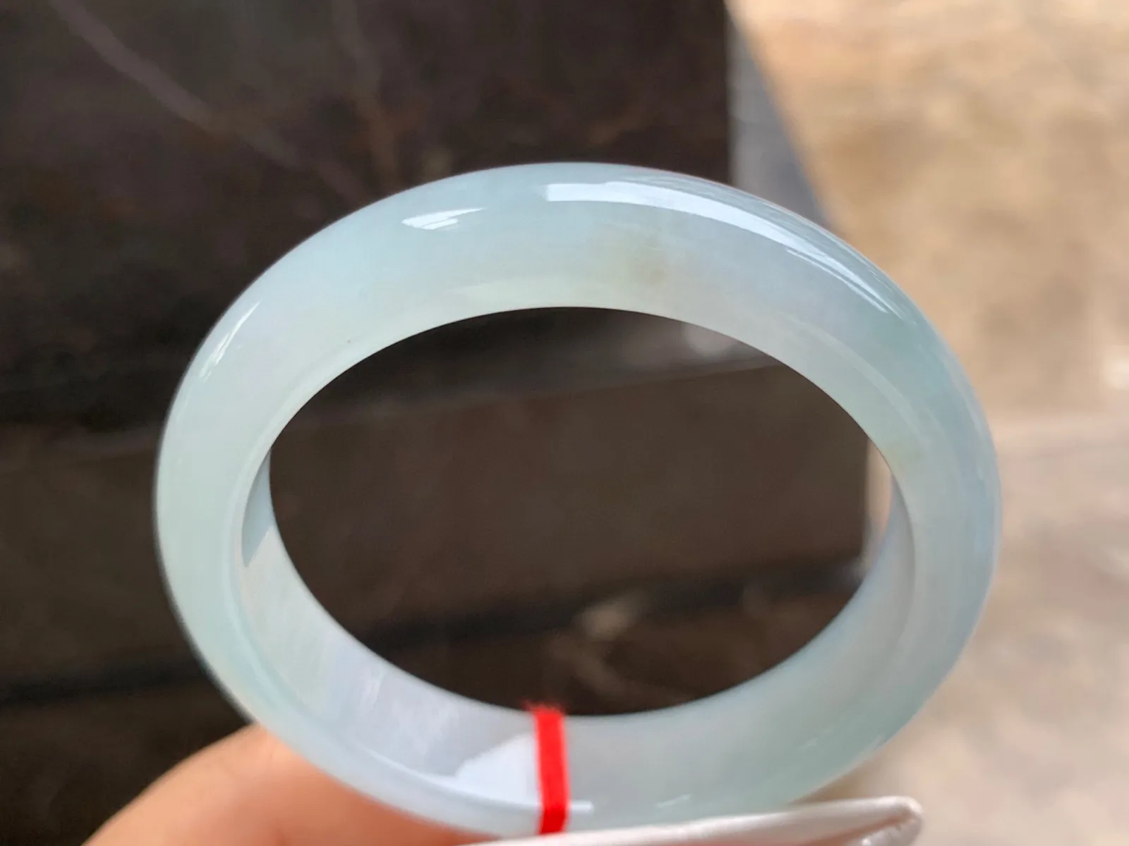 57-13-8mm
冰种带底色手镯 底子干净细腻 清爽