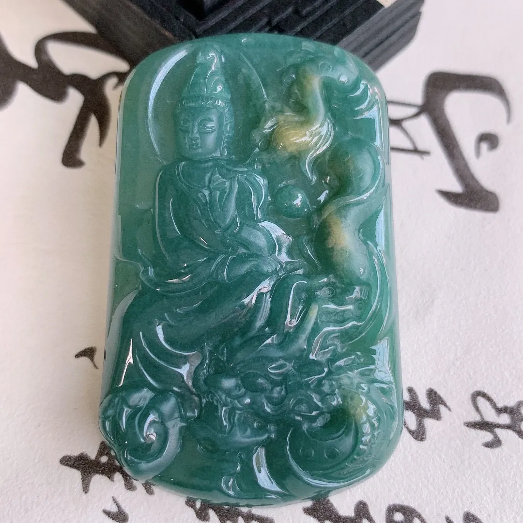 自然光实拍 冰润双彩俏色翡翠祥龙观音吊坠， 种老水足 雕工精致 慈祥端庄 美观亮丽#639.2尺寸58*35*6.8