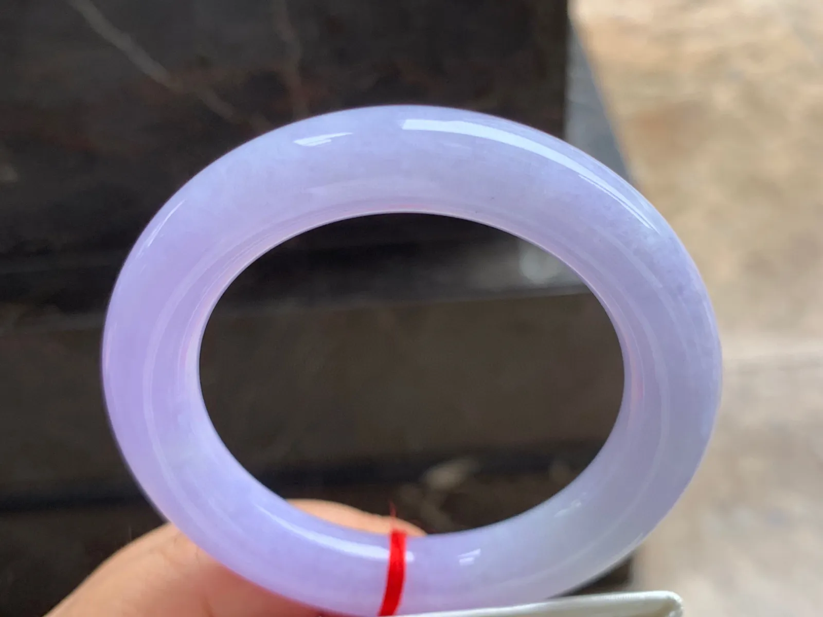 53-11mm
紫罗兰圆条手镯 底子细腻 颜色漂亮