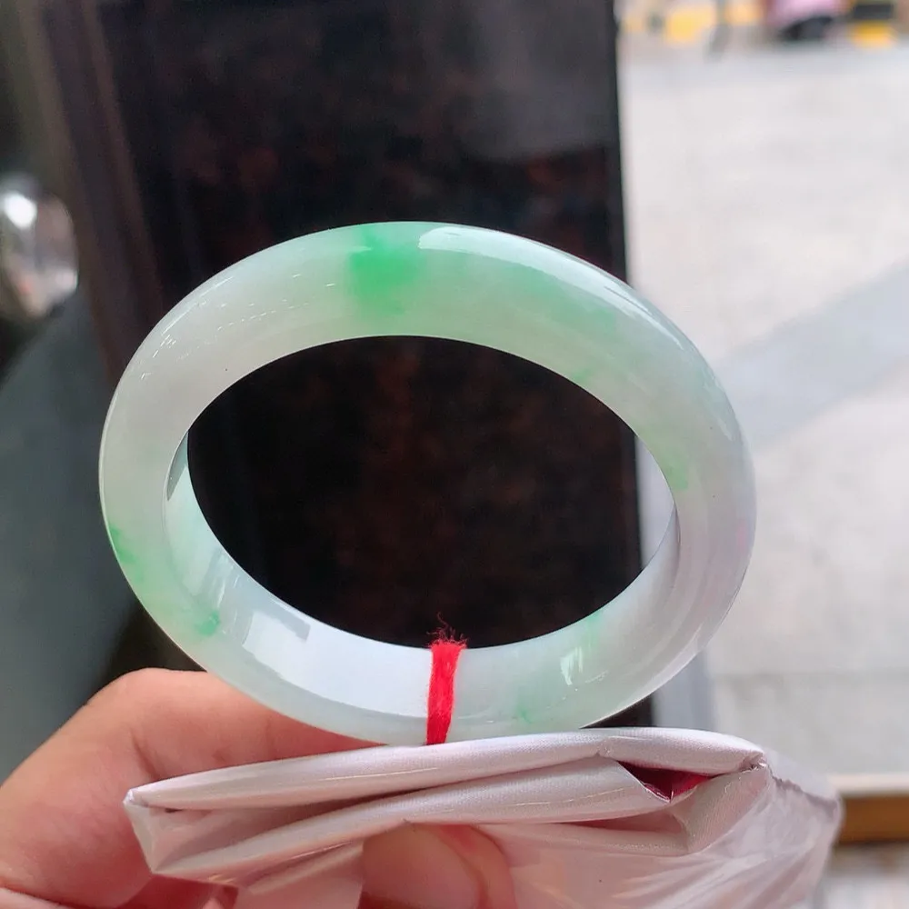 正圈冰春彩 无瑕 尺寸:54.1/12/7.9种色兼备