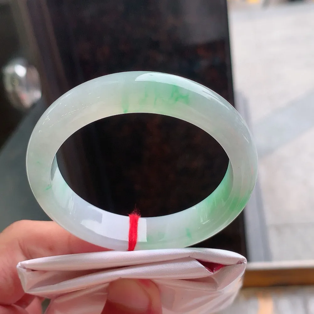 正圈冰春彩 无瑕 尺寸:54.1/12/7.9种色兼备