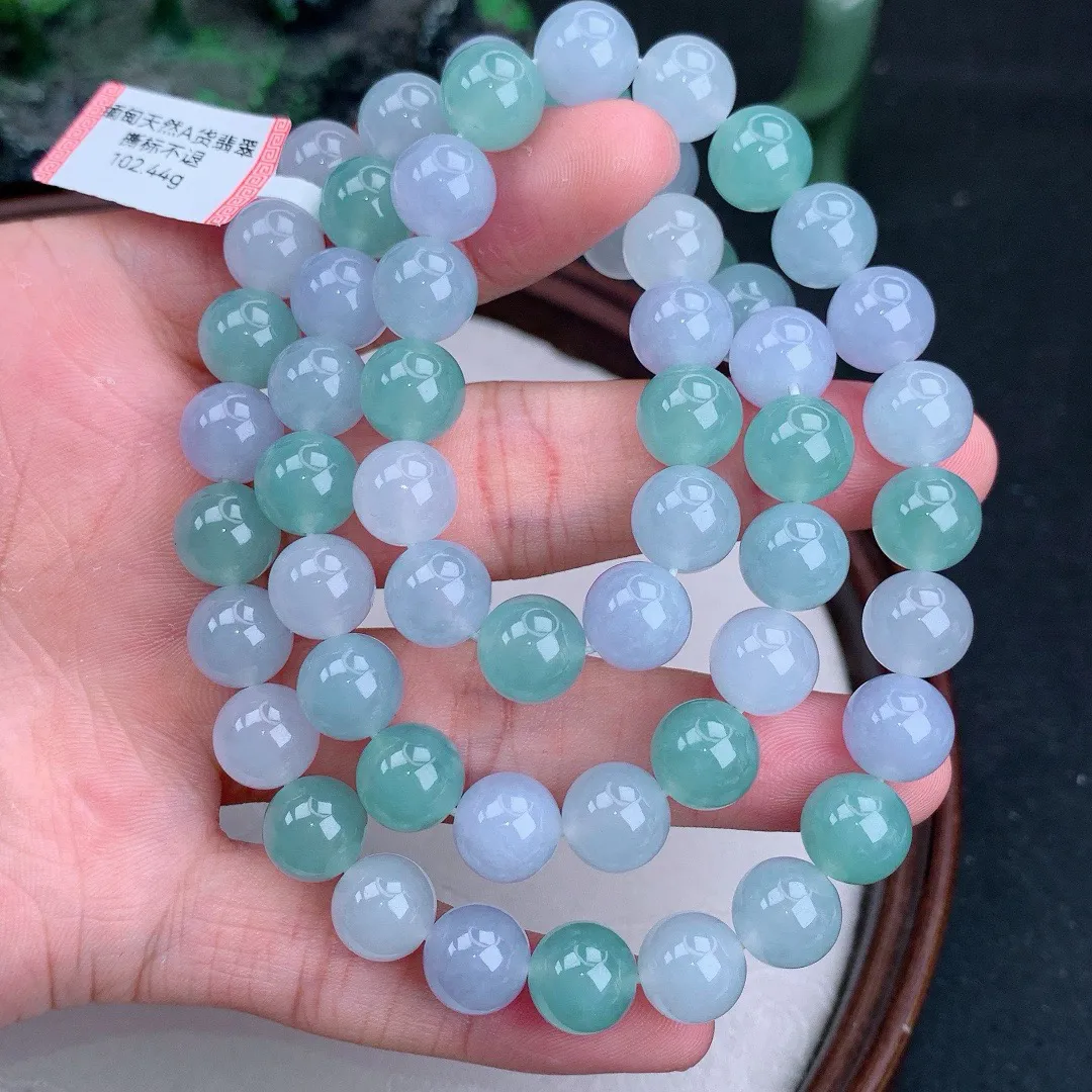 缅甸天然A货翡翠多宝马卡龙圆珠项链
尺寸10mm  重102.44g