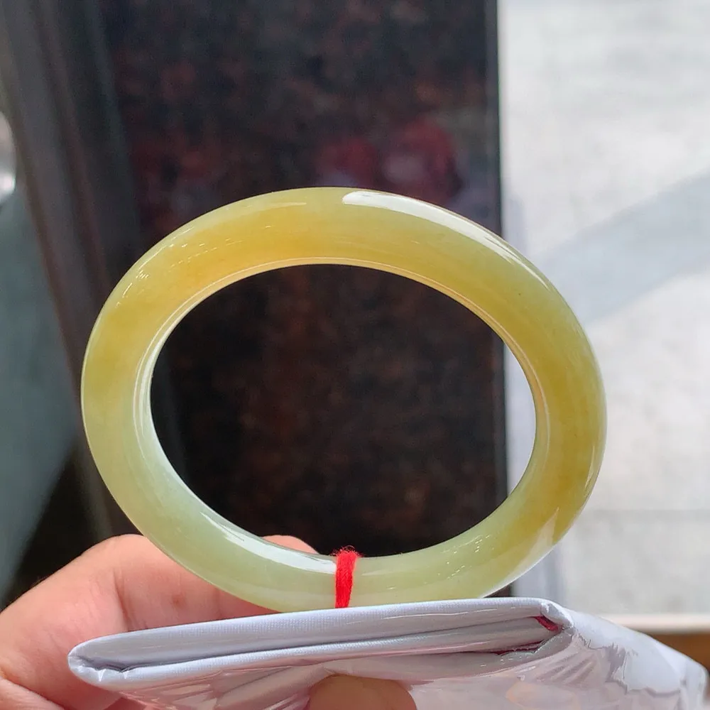 圆条冰黄翡 无瑕 尺寸:54.1/9.3 超值🥰🥰