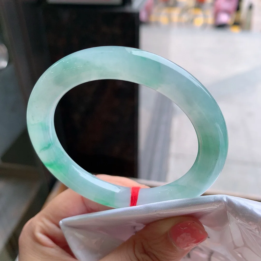 圆条高冰阳绿 微纹 尺寸:54.8/9.6 种色俱佳