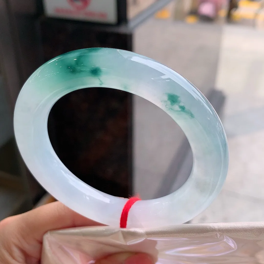 圆条冰玻飘花 无瑕 尺寸:56.5/11.9花美 种水好️️