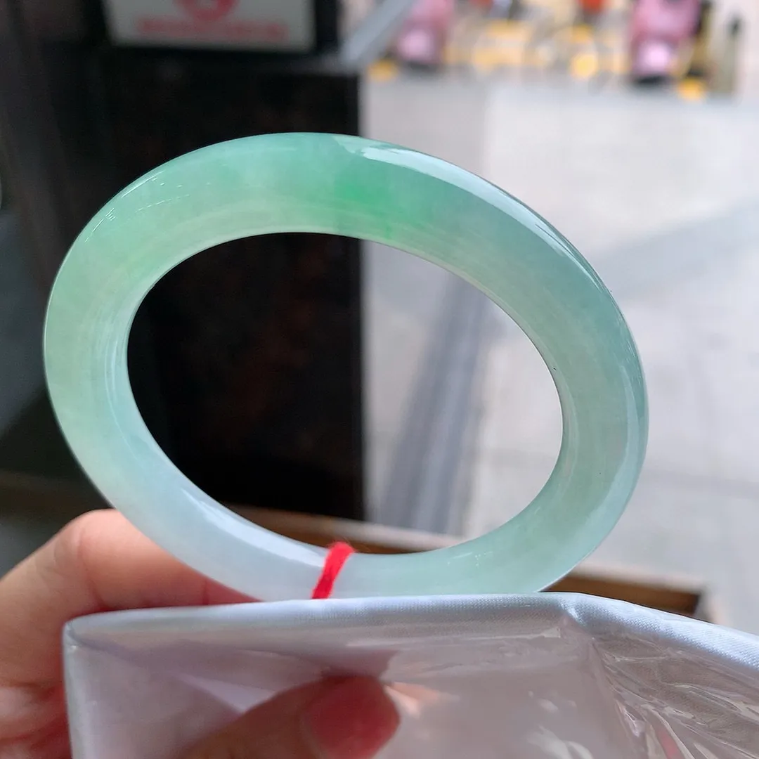 圆条高冰绿 无瑕 尺寸:54.1/9.1 种水好