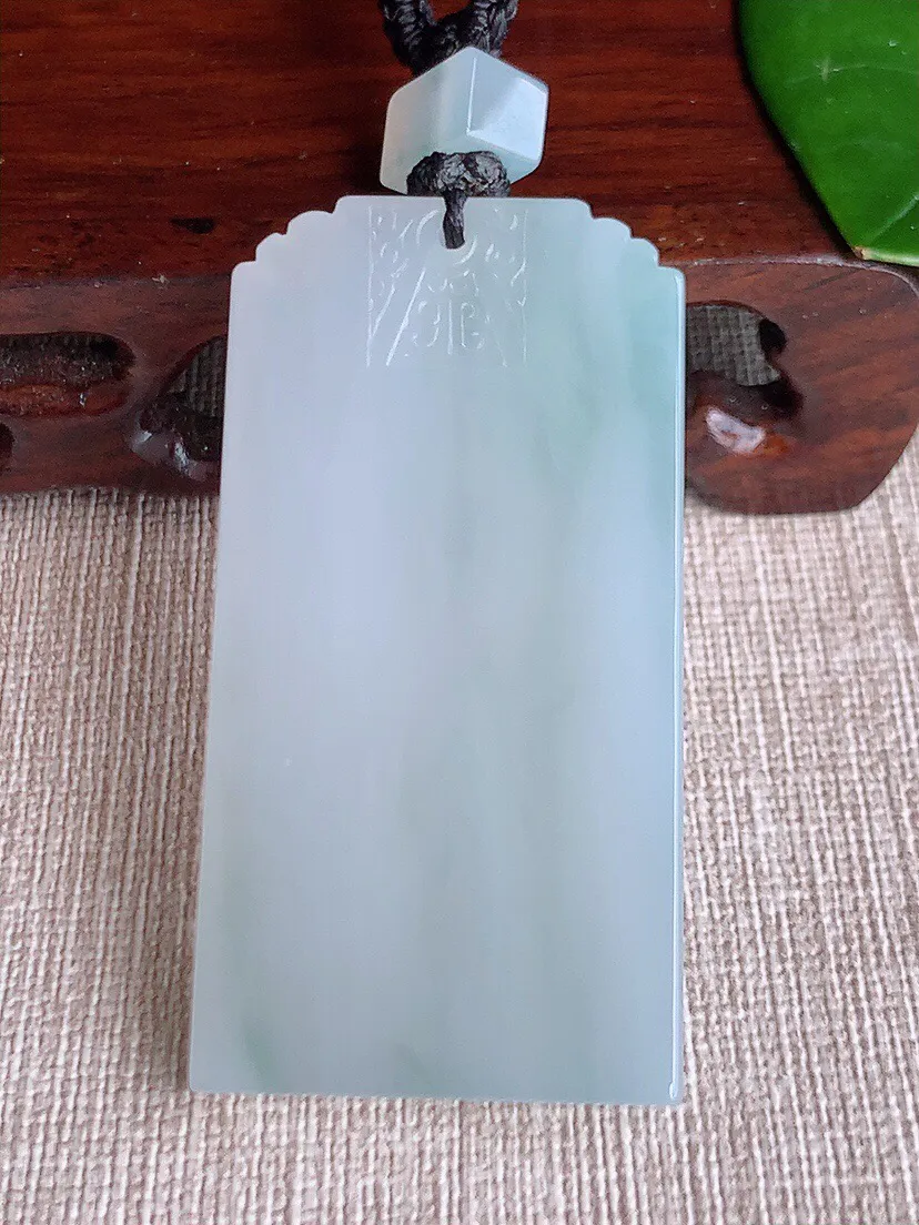 a货翡翠老坑冰种无事牌吊坠 尺寸55.6×28.4×6mm 重量35.73g 0605