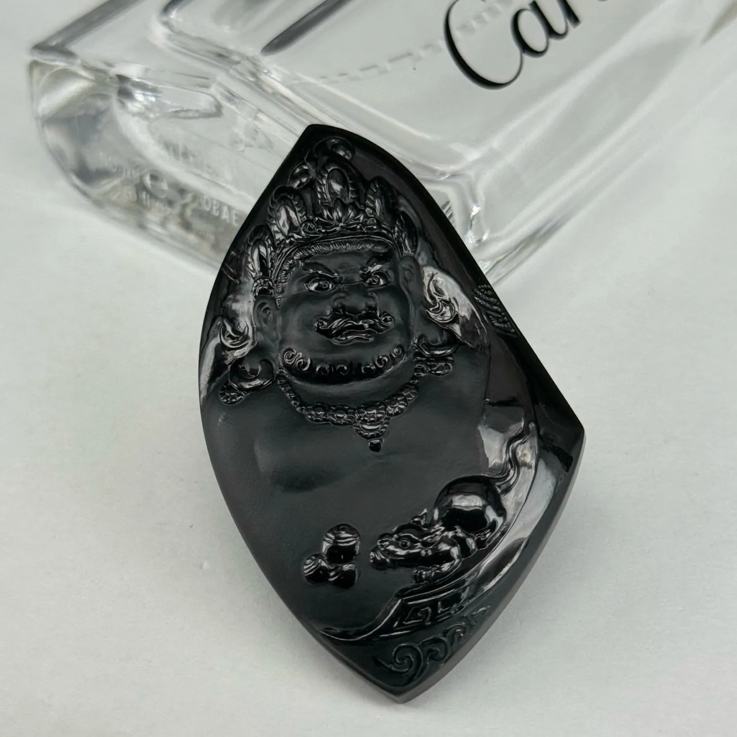 精品墨翠黄财神 种好色正 黑度极好 打灯通透 油性十足