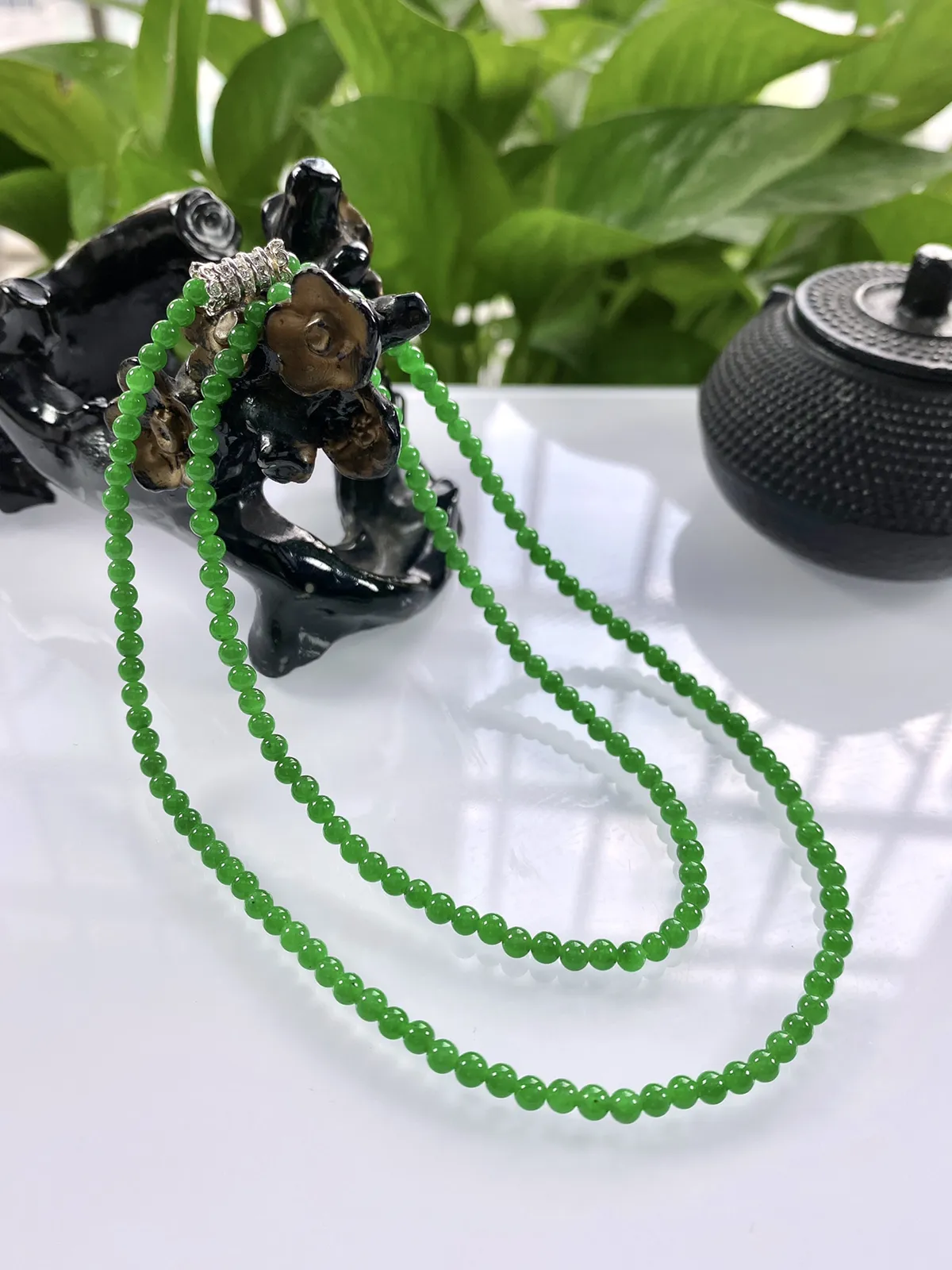 收藏级别，缅甸天然翡翠A货，卡3.4冰种起胶满绿浓阳绿小米珠小圆珠项链手链，尺寸：3.4mm/168