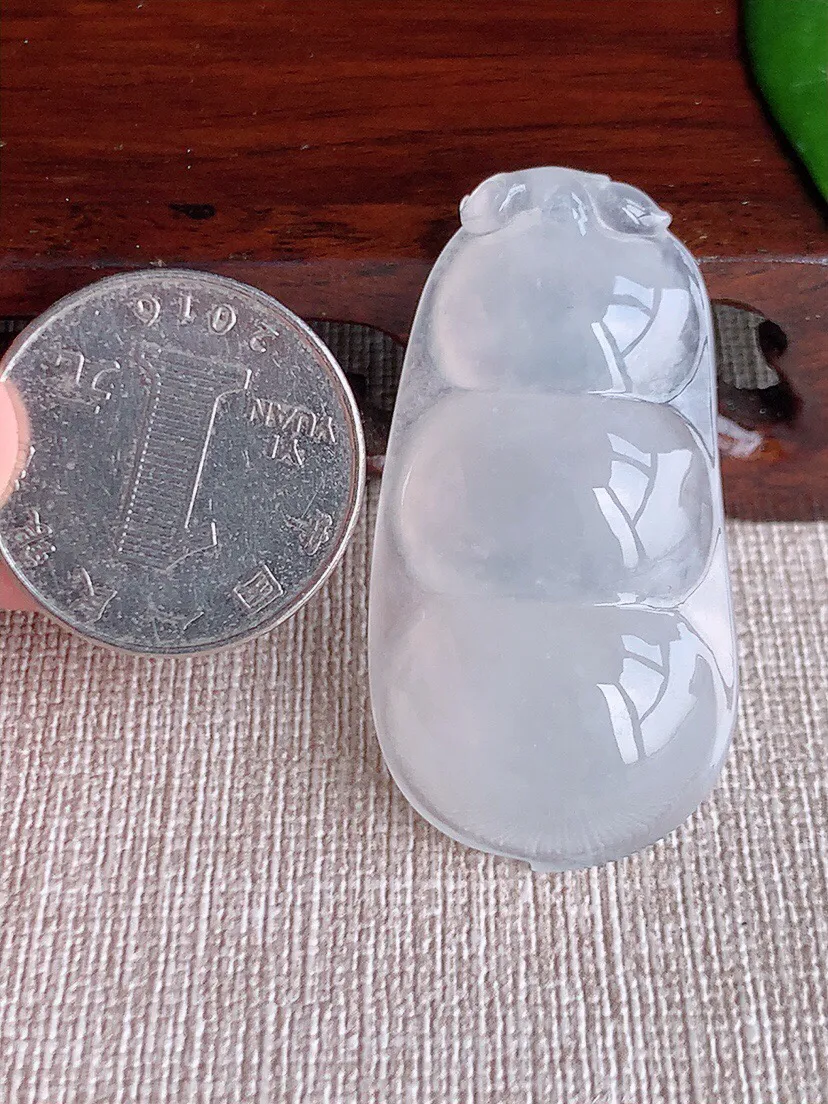 a货翡翠老坑冰种白月光大福豆平安豆四季豆吊坠 尺寸44.2×23.2×10mm 重量16.24g 0605