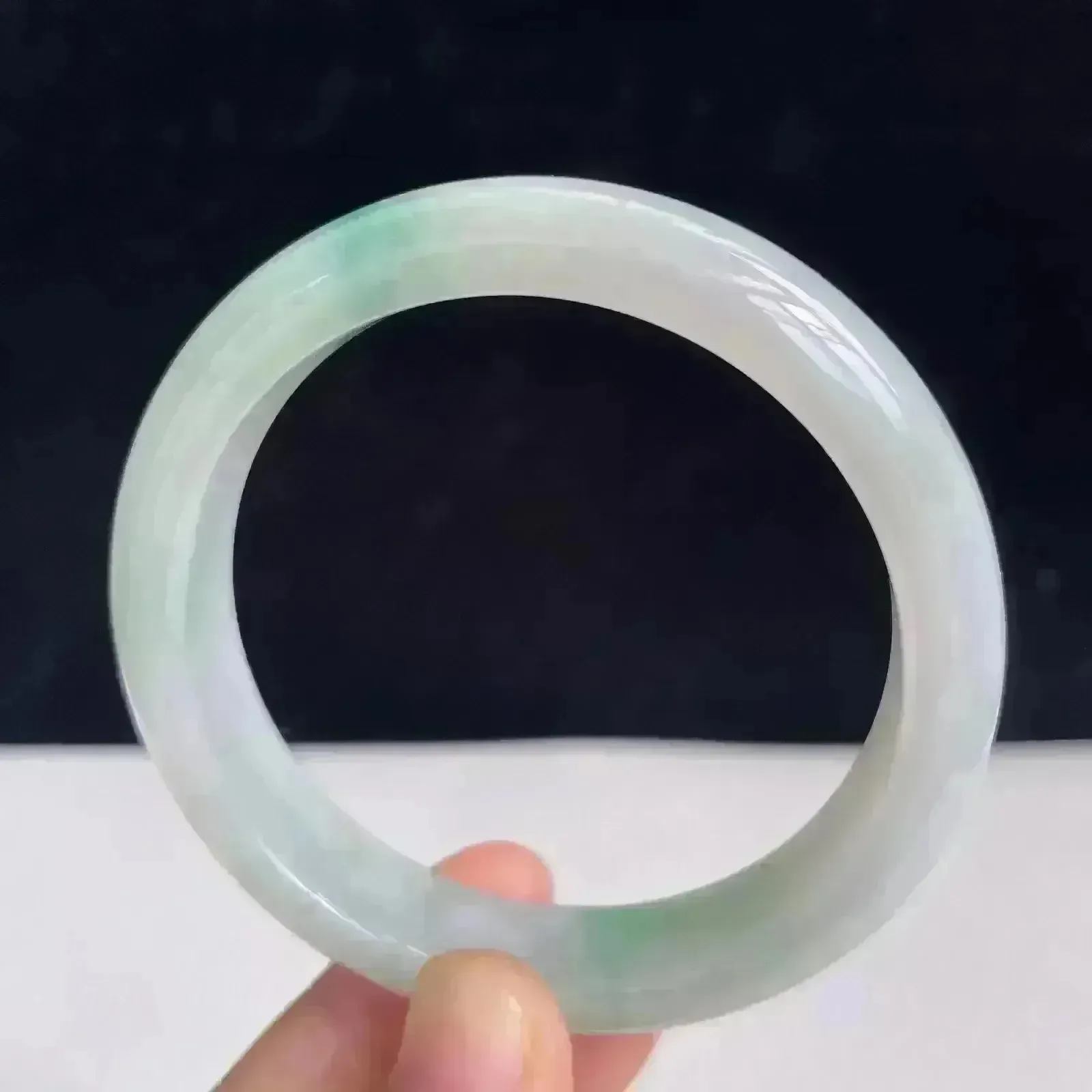 54圈好种水玉石天然翡翠A货水润有种有色飘绿手镯46.09g