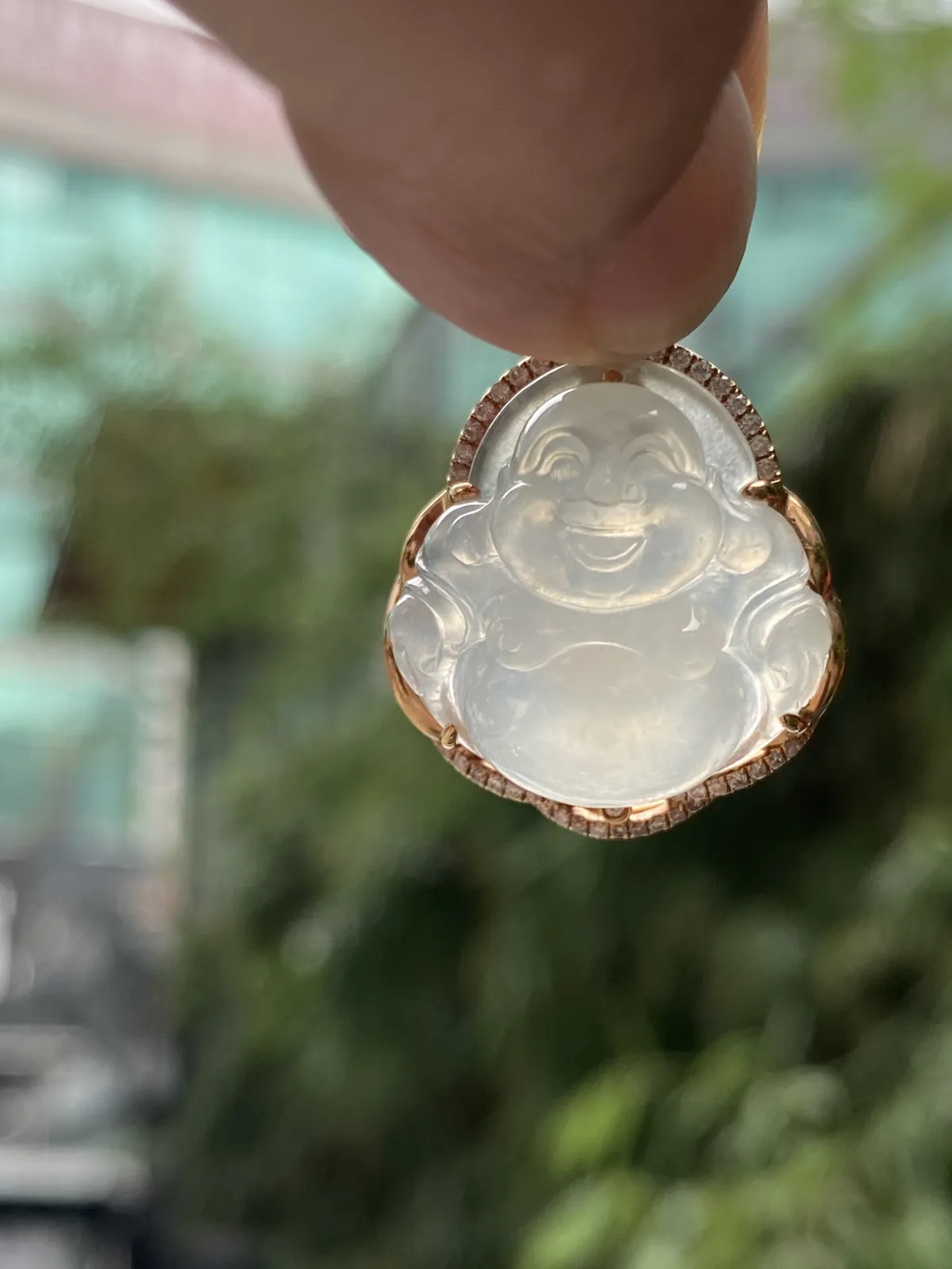 推荐【冰🧊佛公】无纹裂，水润冰透，超细腻，起光，种老，石头20.4*20*8.2，超值～～