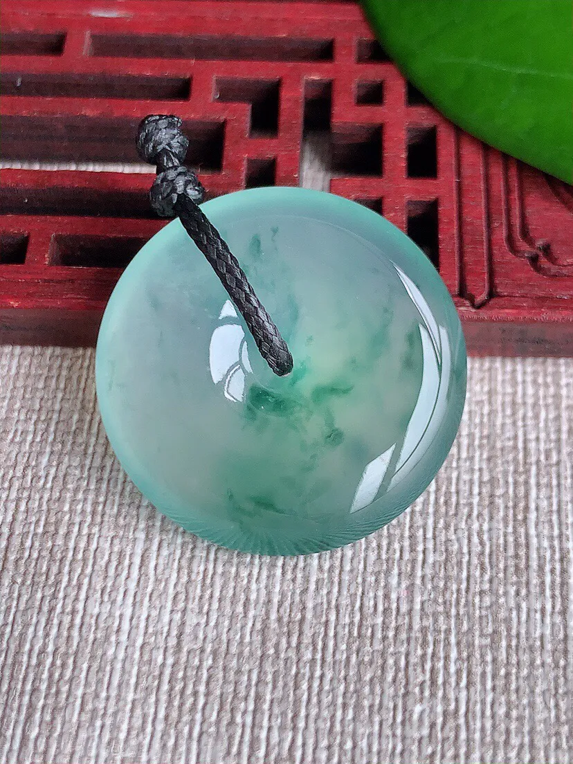 a货翡翠老坑高冰种飘花平安扣吊坠 尺寸27×6mm 重量10.00g 0605