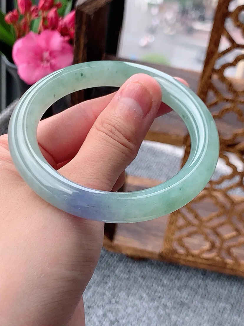 a货翡翠老坑紫罗兰飘花圆条手镯53-54圈口  尺寸53.3×9.2mm 重量48.03g 0604