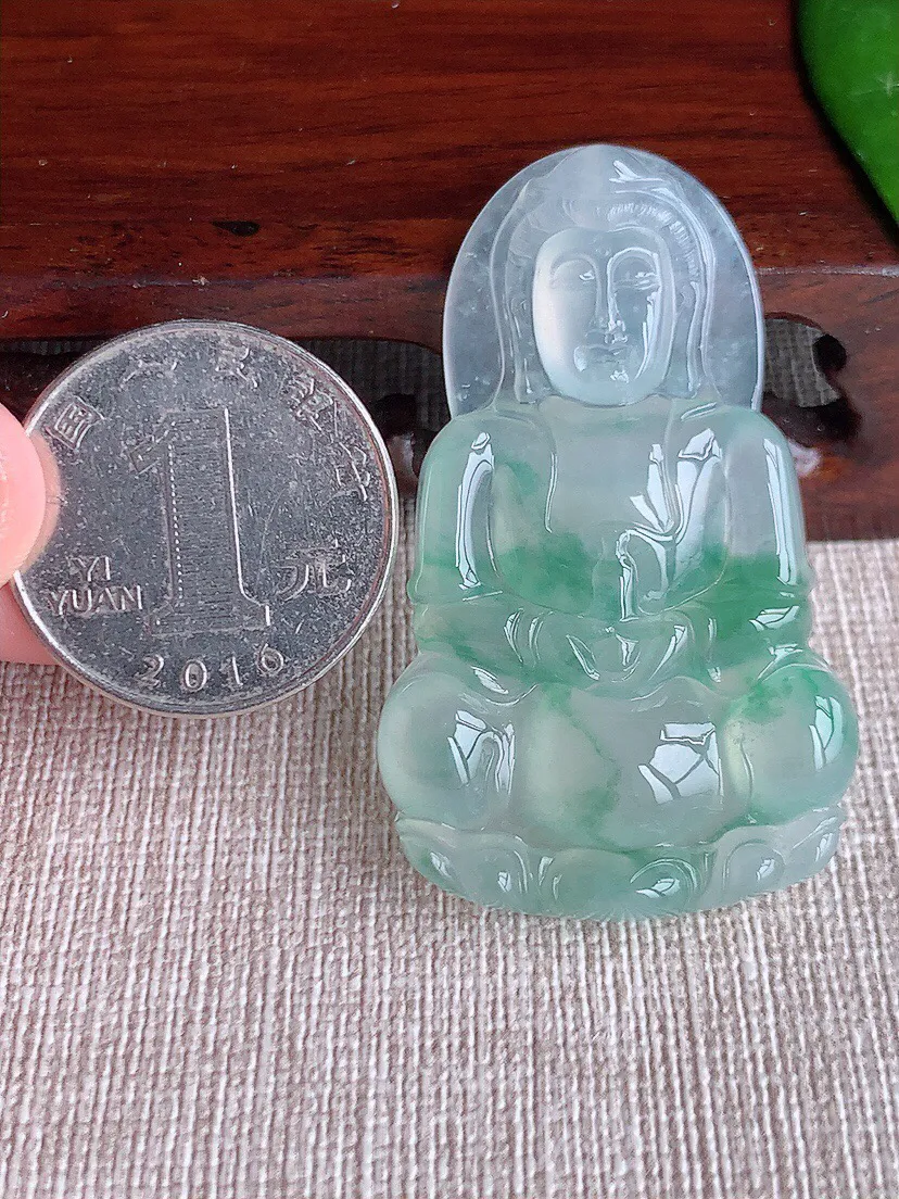 a货翡翠老坑冰种飘花正装观音吊坠 尺寸47.7×29.2×5.7mm 重量13.80g 0605