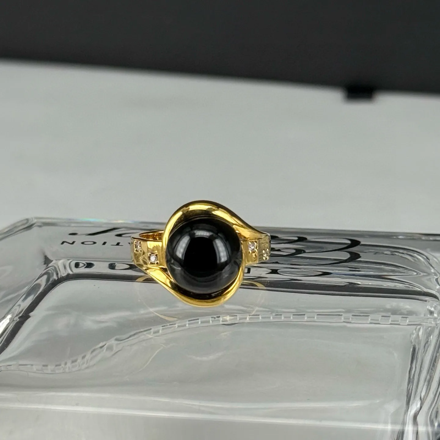 精品18k墨翠戒指 种好色正 黑度极好 打灯通透 油性十足 尺寸10.4