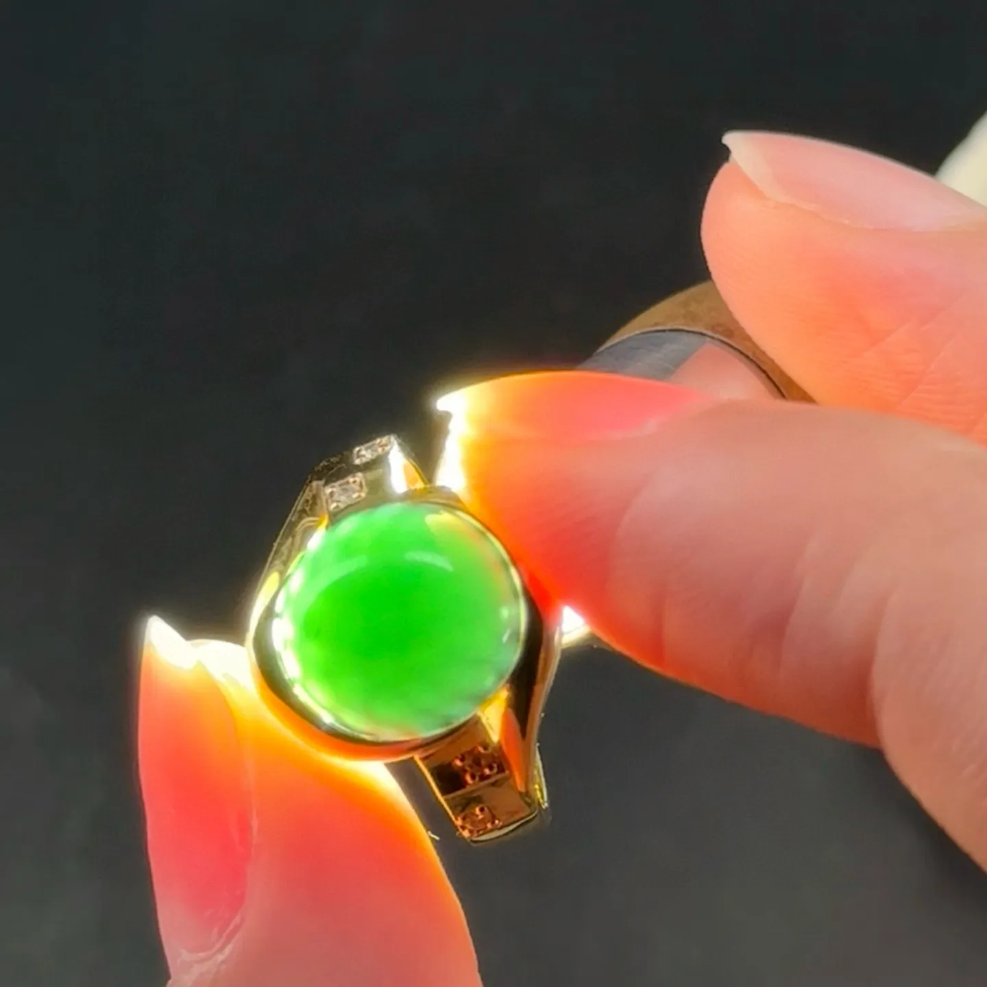 精品18k墨翠戒指 种好色正 黑度极好 打灯通透 油性十足 尺寸10.4