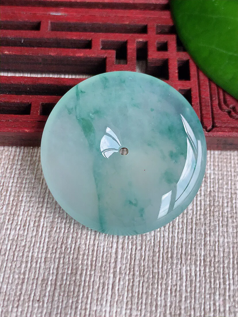 a货翡翠老坑冰种飘花平安扣吊坠 尺寸31×5.8mm 重量12.67g 0606