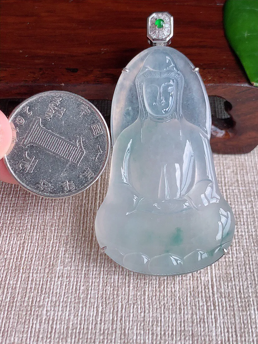 a货翡翠老坑冰种18K金伴钻镶嵌飘花正装观音吊坠 尺寸60.7×52×31.3×7.8mm 重量15