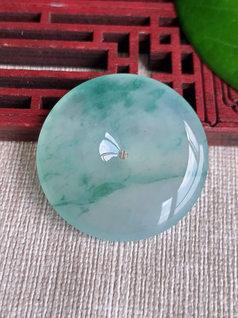 a货翡翠老坑冰种飘花平安扣吊坠 尺寸31×5.8mm 重量12.67g 0606
