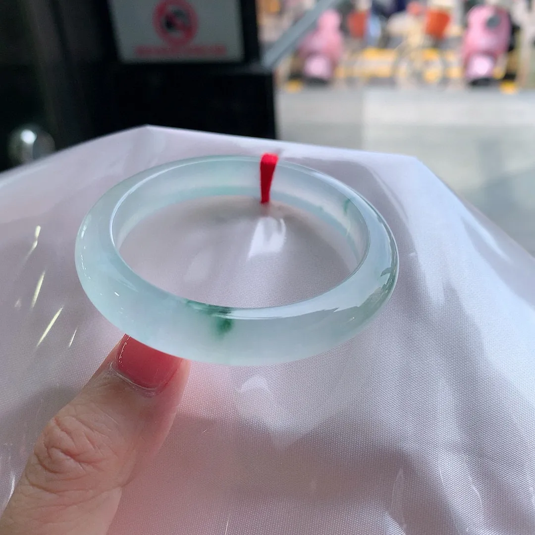 正圈冰玻飘花 无瑕 尺寸:50.5/9.6/7.9 花美 种水好
