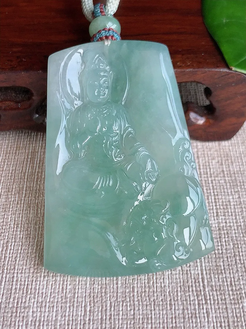 a货翡翠老坑冰种晴水文殊菩萨吊坠 尺寸53×37.2×6mm 重量30.75g 0606