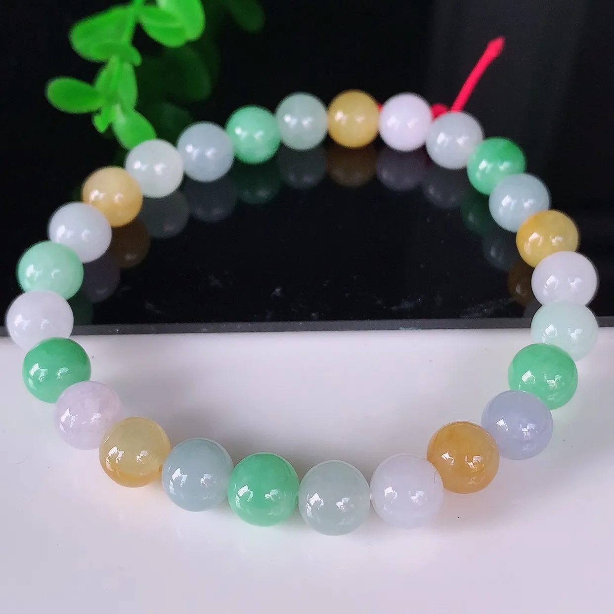 自然光实拍，冰润冰糯种多彩圆珠翡翠手串手链，种老水足，冰清玉润  颜色漂亮  #46.5取一尺寸7.5mm