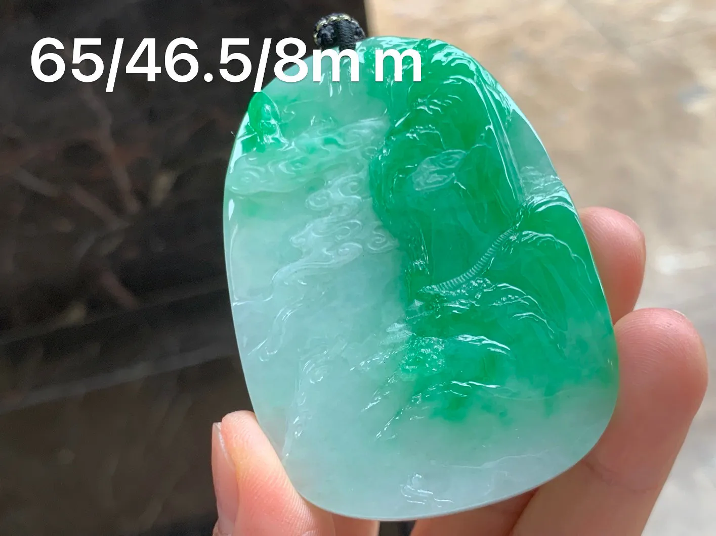带色山水牌 有种有色  雕工精湛  佩戴大气
