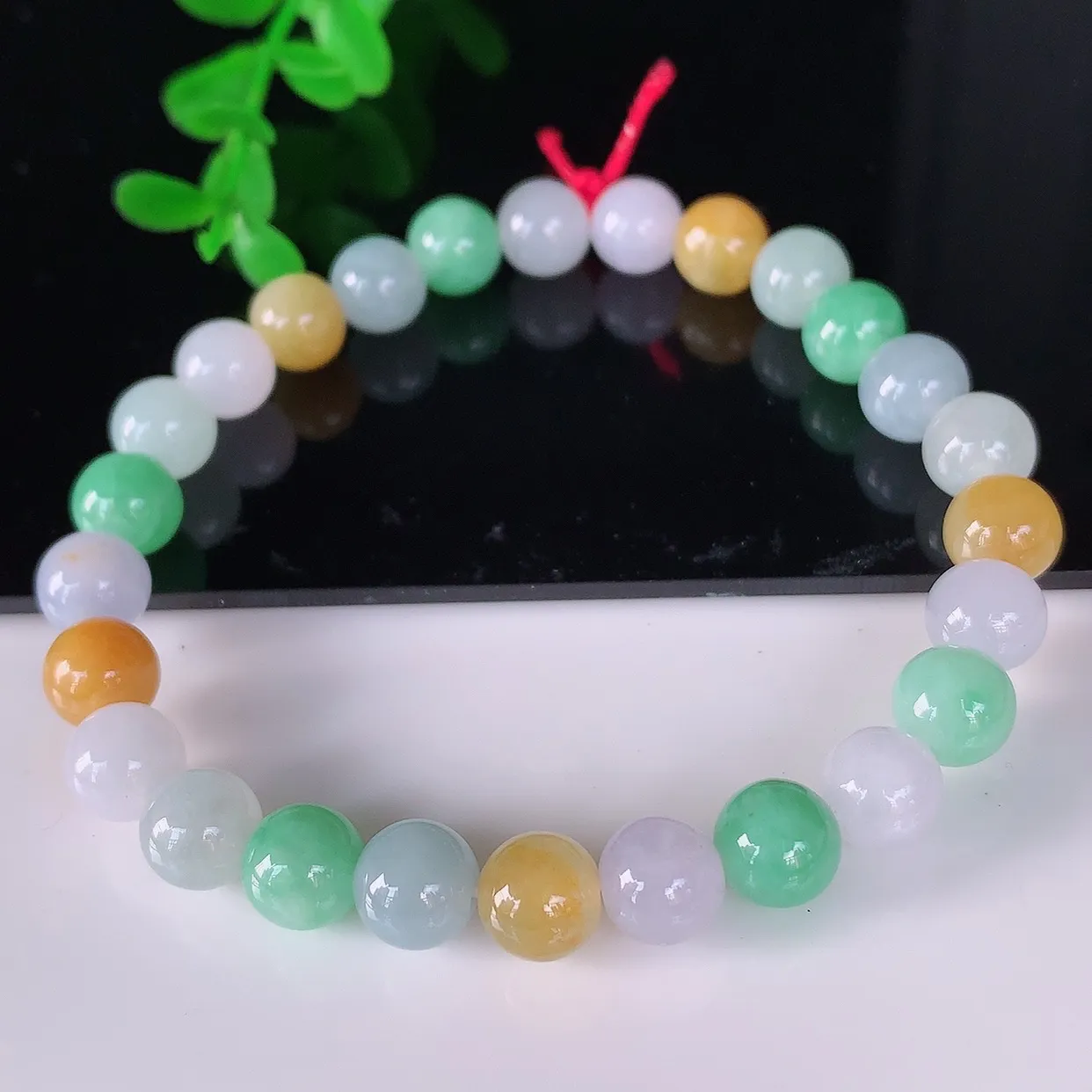 自然光实拍，冰润冰糯种多彩圆珠翡翠手串手链，种老水足，冰清玉润  颜色漂亮  #46.5取一尺寸7.5mm