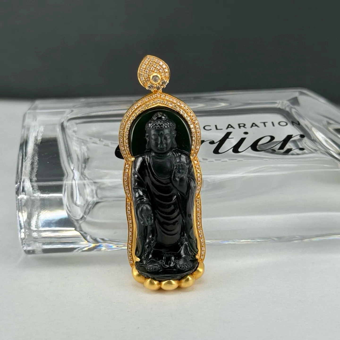 精品18k墨翠大日如来 种好色正 黑度极好 打灯通透 油性十足 尺寸49.3