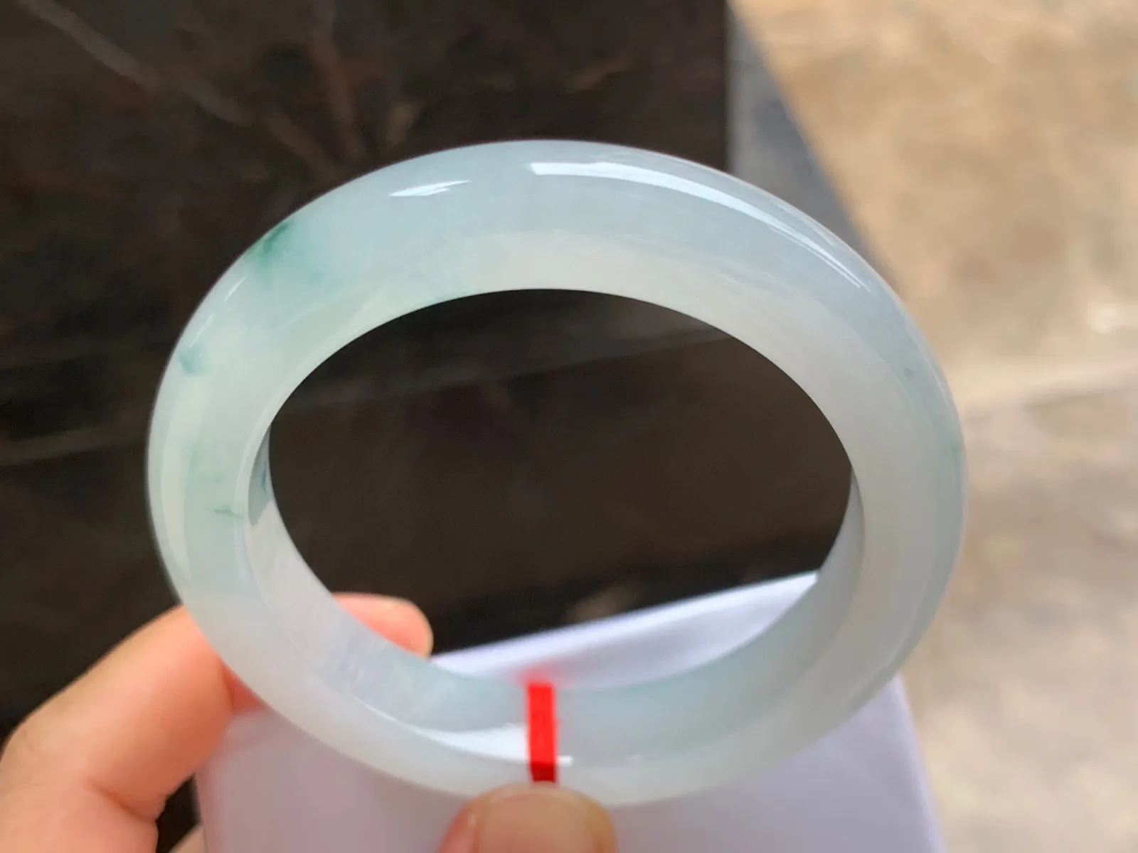 54-11-9.5mm
冰种飘花手镯 冰透 水润清爽