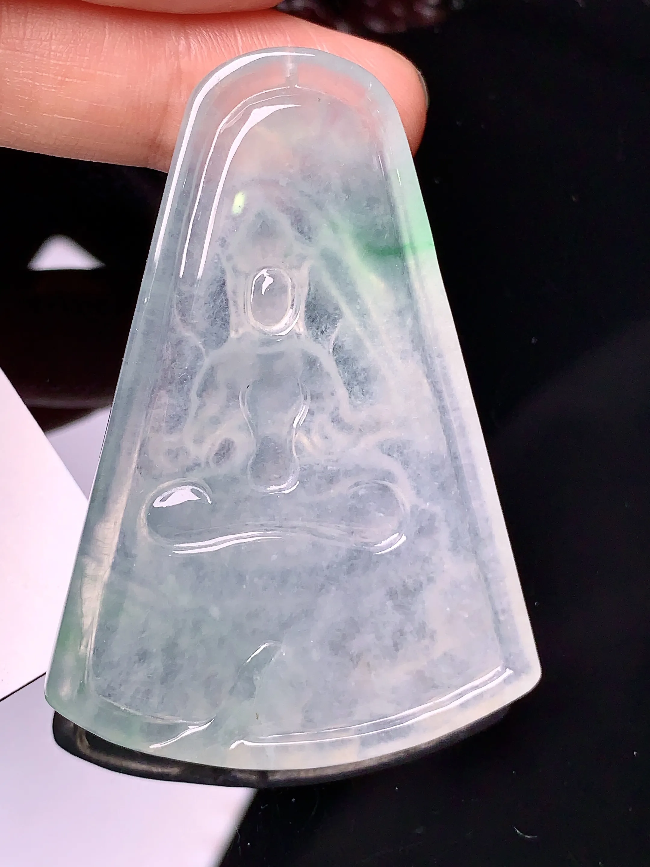 冰种大势至观音菩萨吊坠 玉质细腻 色泽艳丽 整体尺寸57.3*40.5*5.5