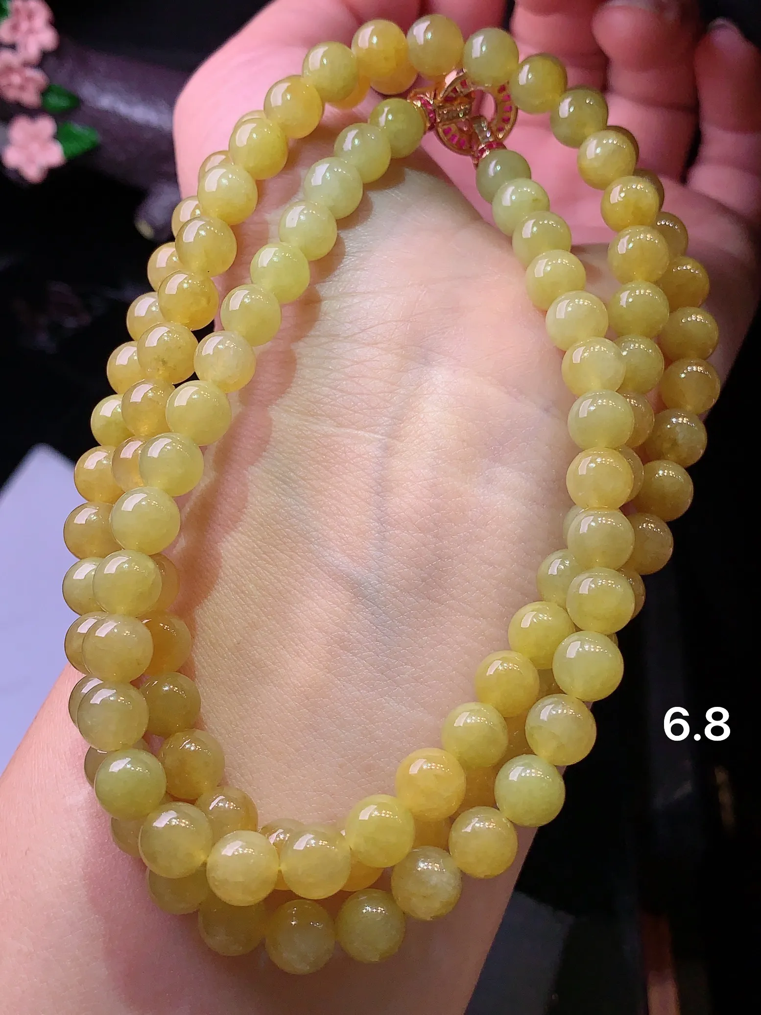 黄翡圆珠项链 玉质细腻 色泽艳丽 整体尺寸6.8