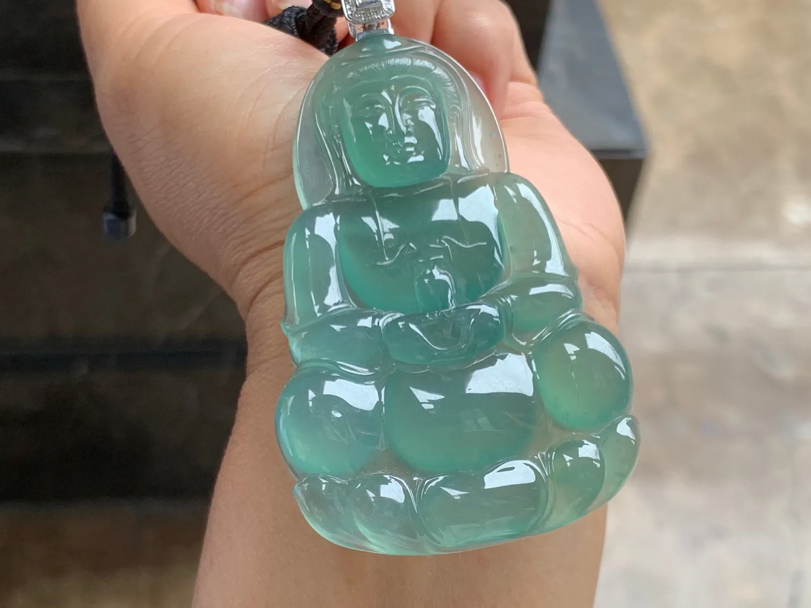 冰种晴水观音 油润的料子 胶感满满 品相端庄 大气