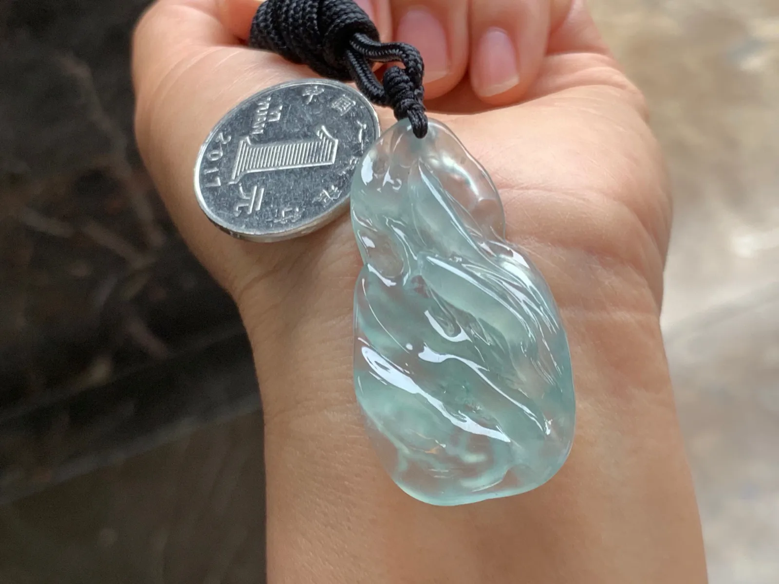 冰种晴水力争上游 冰透胶块