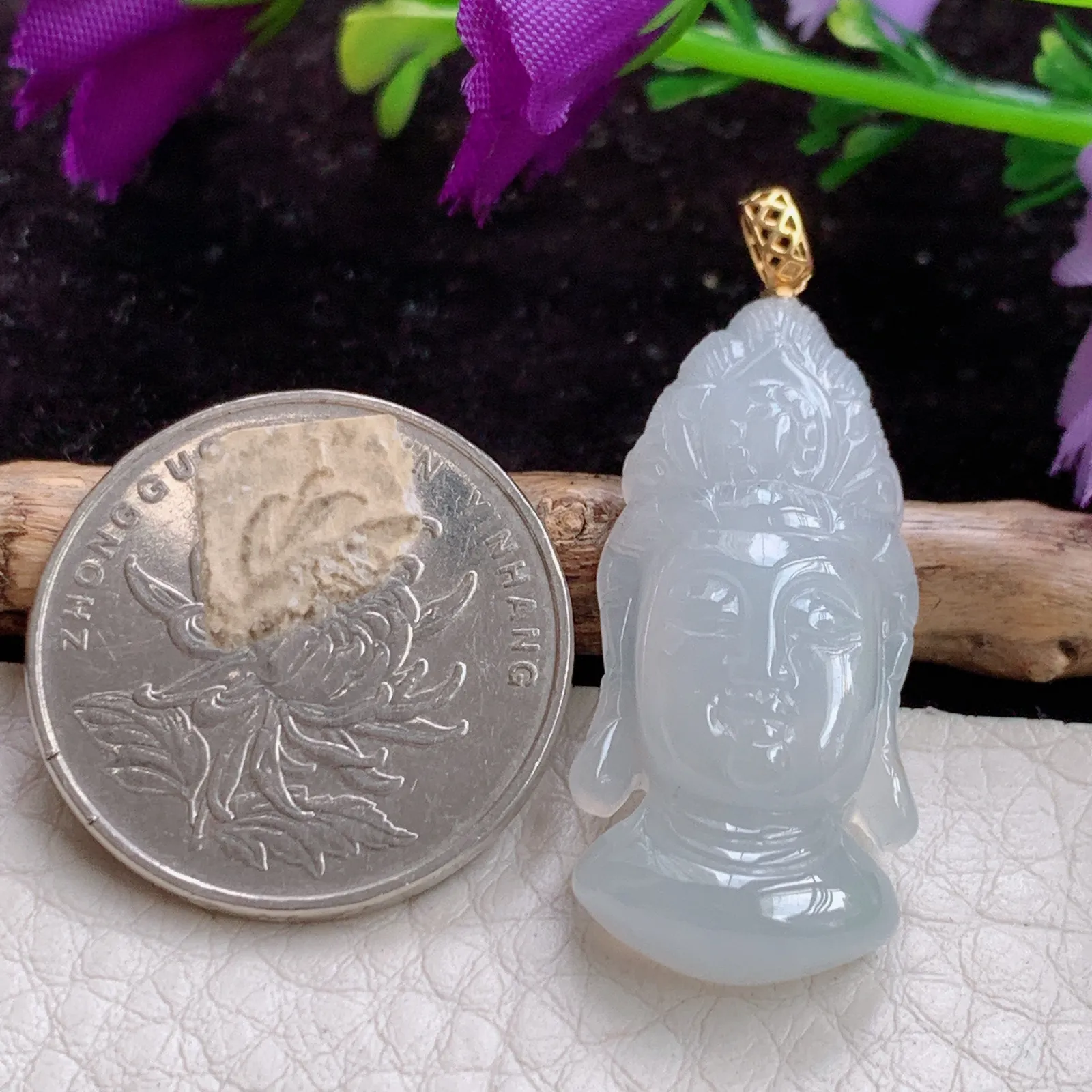 x54实拍33.3*15.5*6.3天然翡翠冰胶美观音首 玉观音头玉吊坠 锁骨坠 18k