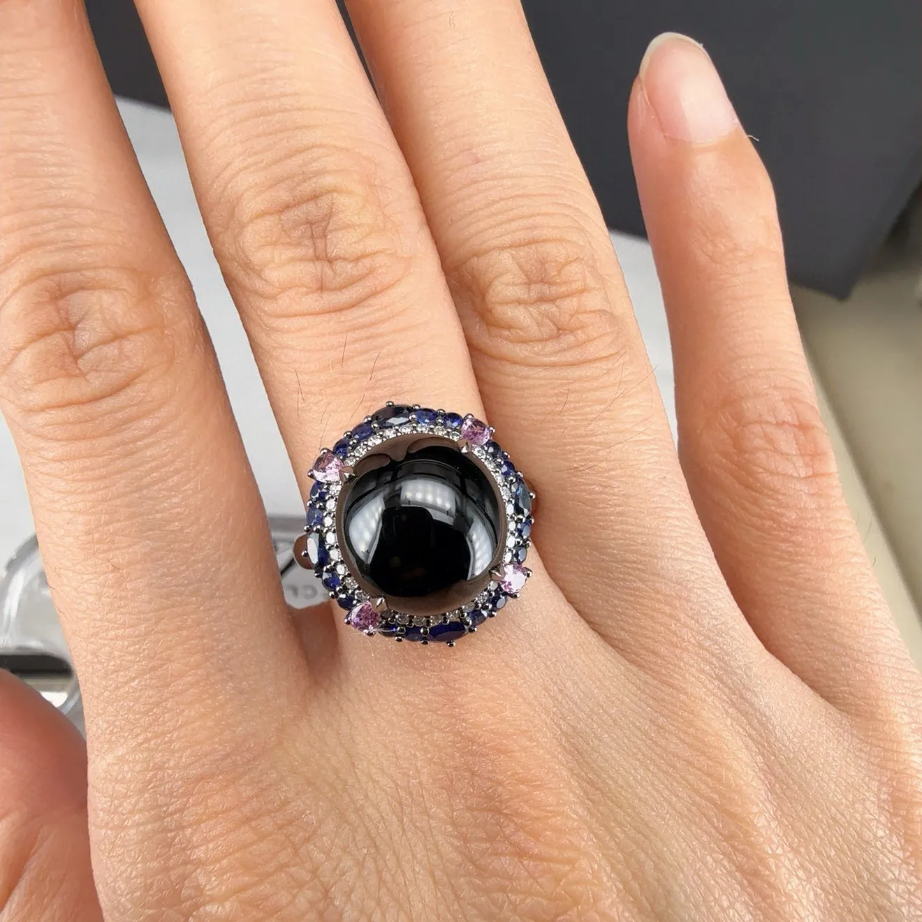 精品18k墨翠女戒 重金豪镶 打灯通透 油性十足 尺寸11.9