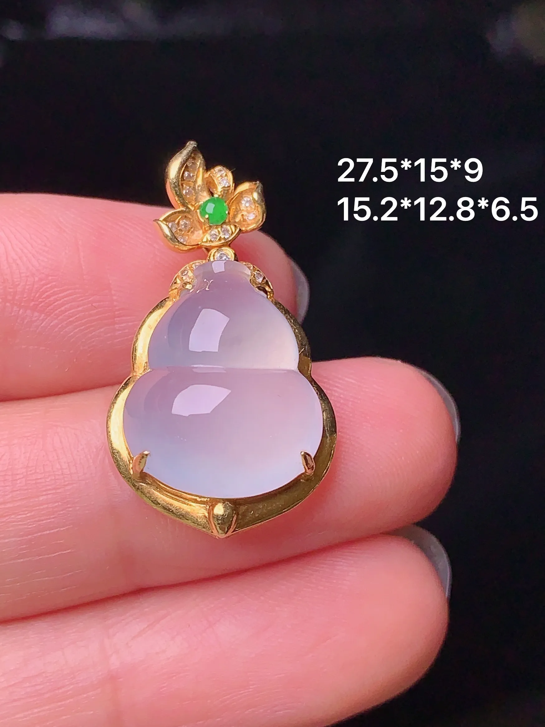 18k金钻镶嵌冰种葫芦吊坠 玉质细腻 色泽艳丽 整体尺寸27.5*15*9