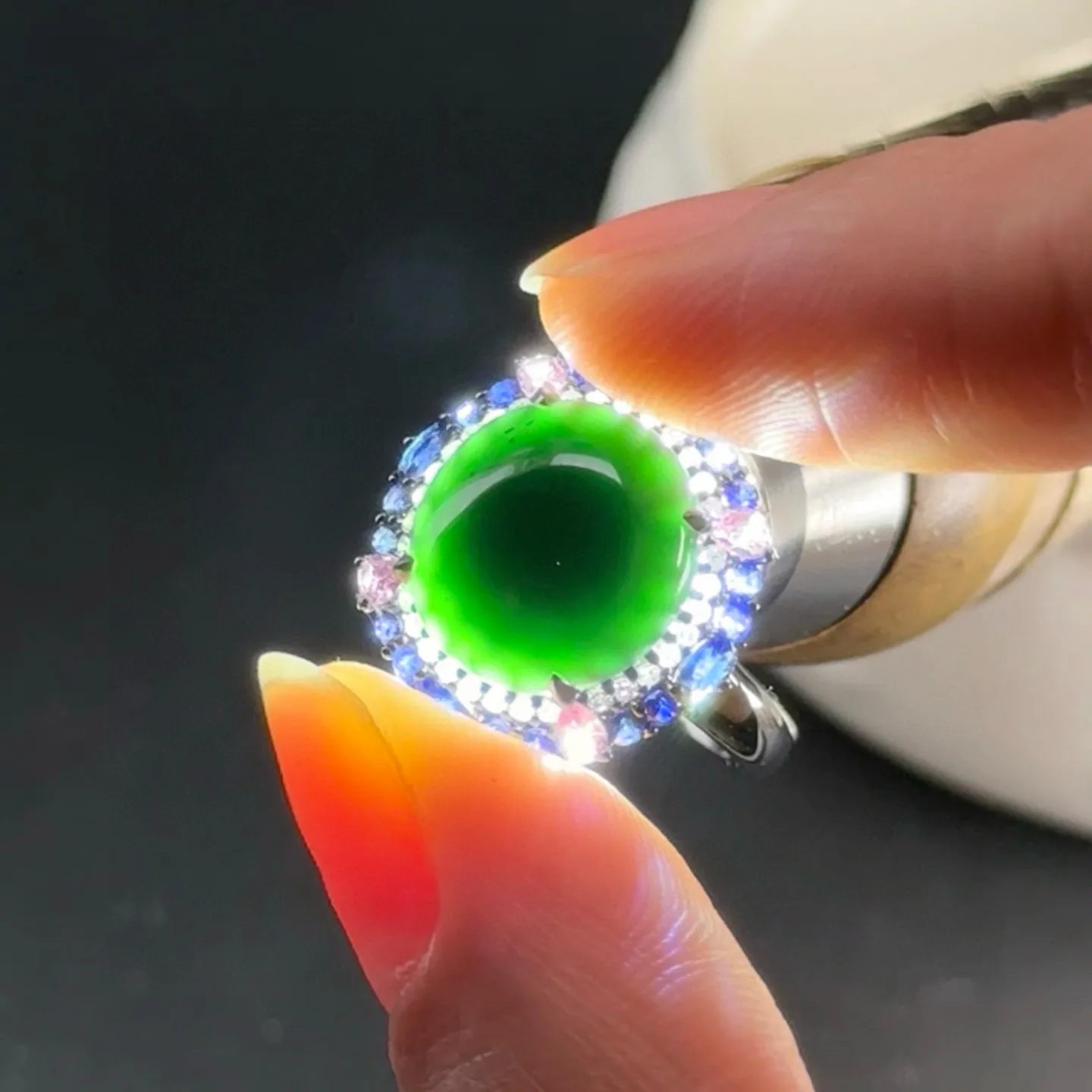 精品18k墨翠女戒 重金豪镶 打灯通透 油性十足 尺寸11.9