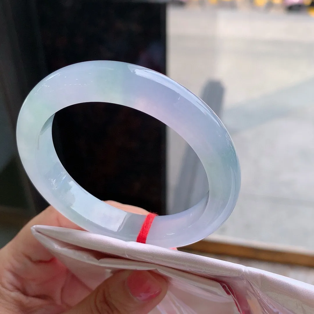正圈冰玻紫罗兰 无瑕 尺寸:53.6/11/8.4 种色俱佳