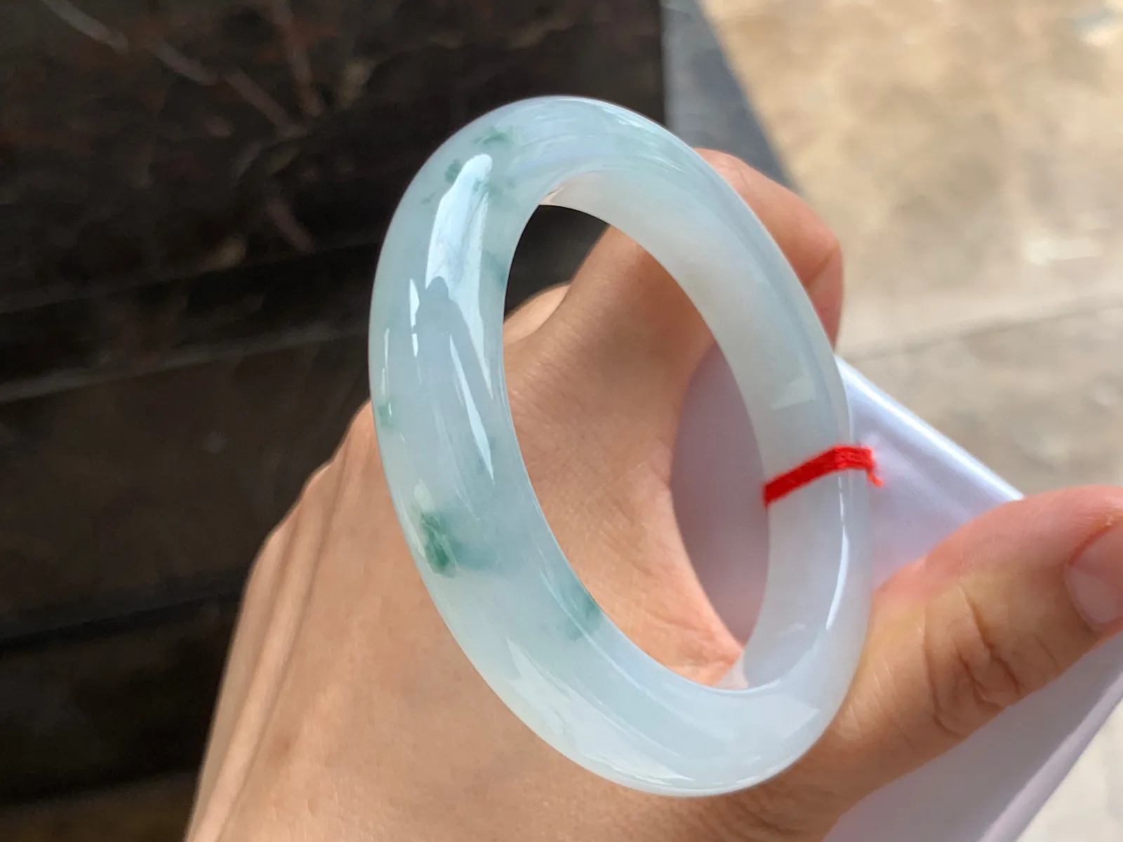 54-11-9.5mm
冰种飘花手镯 冰透 水润清爽