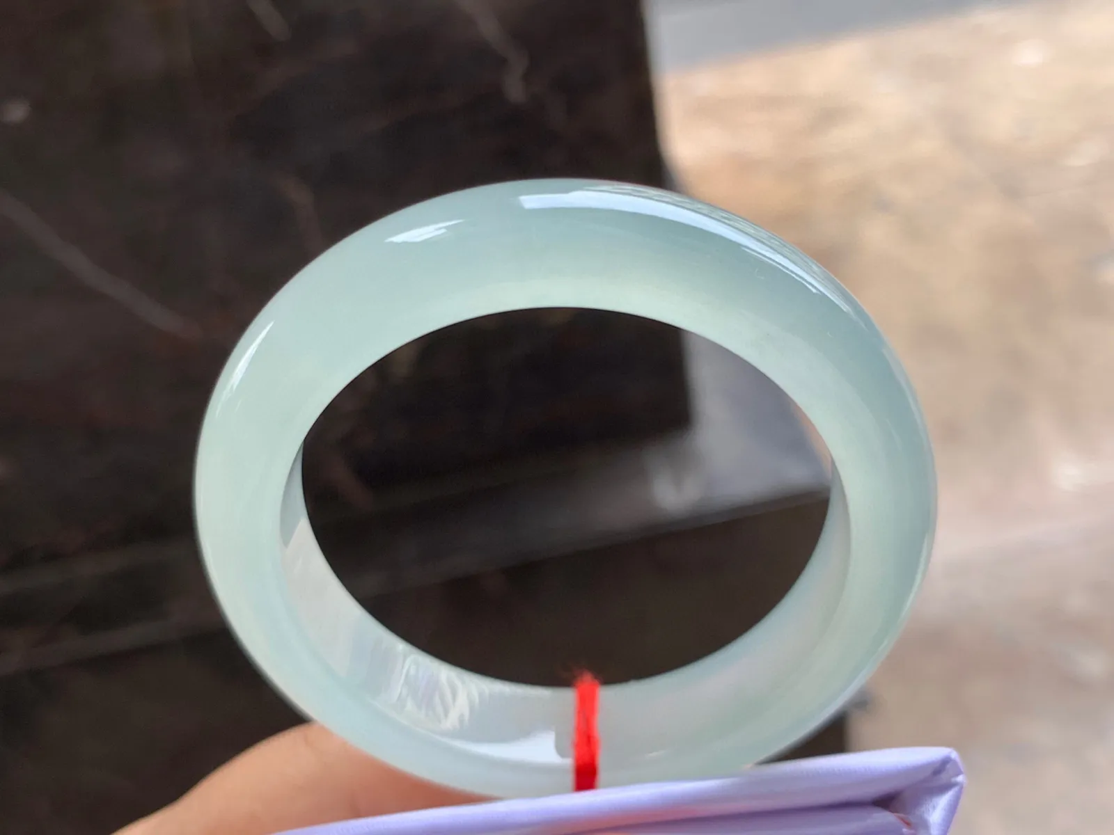 53.5-12.5-9mm
冰种晴底手镯 冰透胶润 纯净无暇