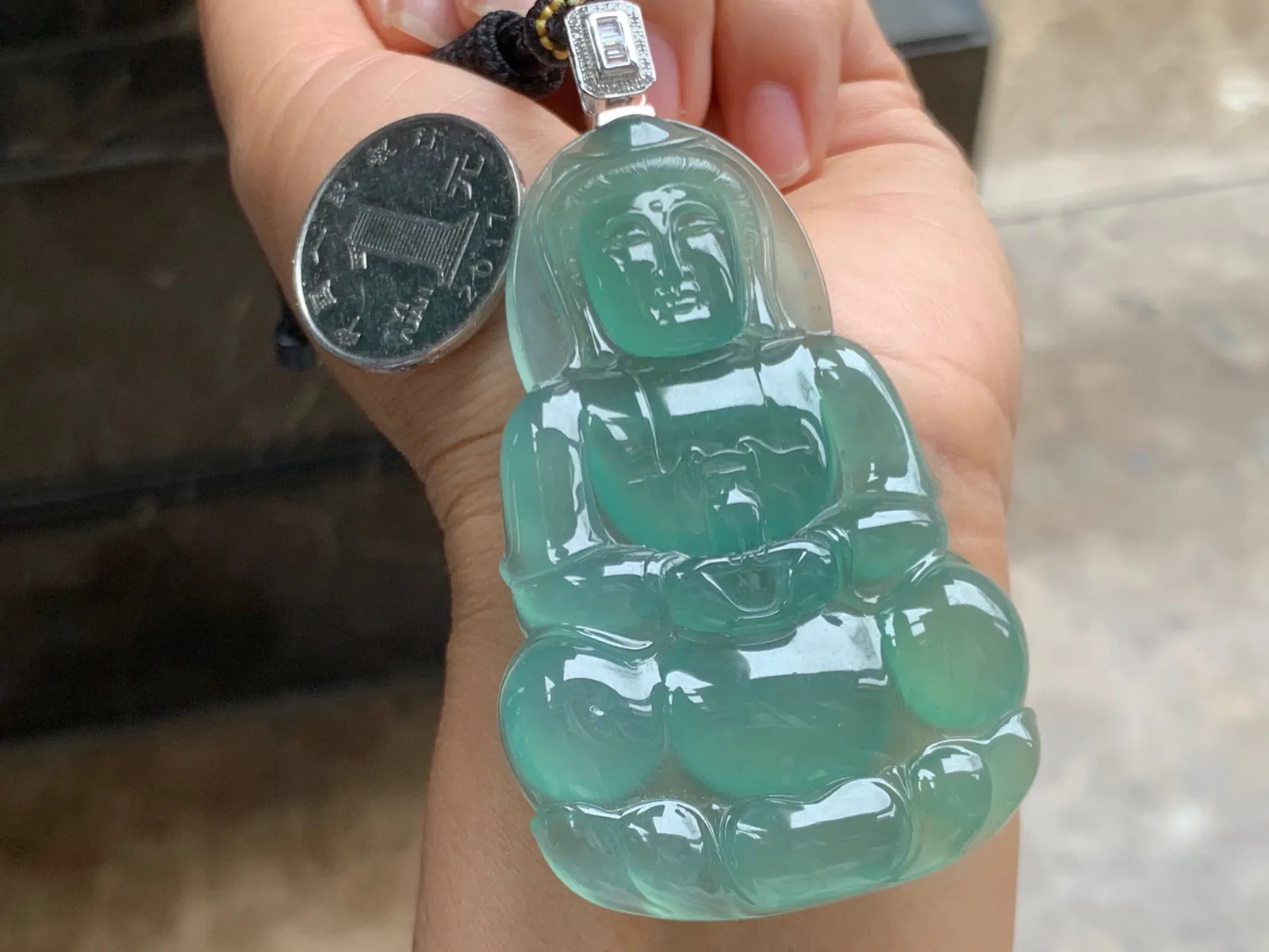 冰种晴水观音 油润的料子 胶感满满 品相端庄 大气