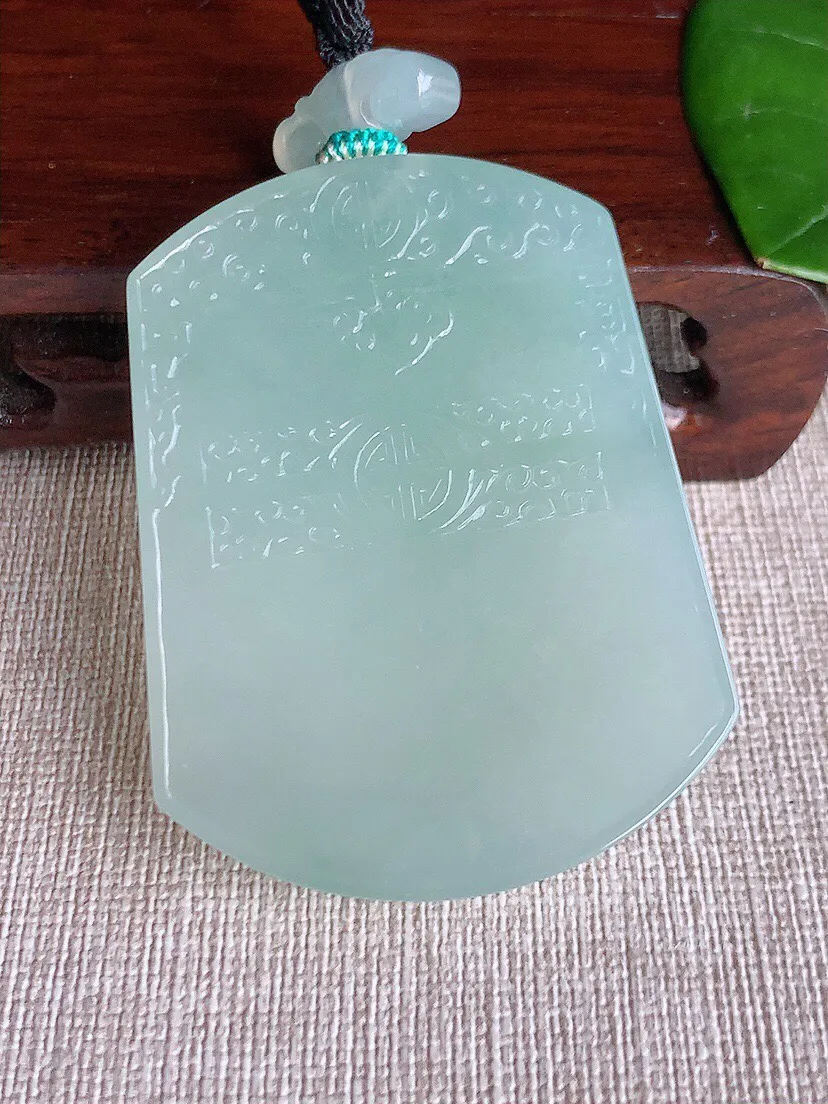 a货翡翠老坑冰种晴水仿古无事牌吊坠 尺寸54.5×42.2×6mm 重量45.23g 0607